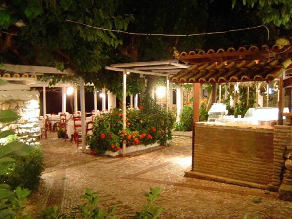 Taradella Hotel Alissos Dış mekan fotoğraf